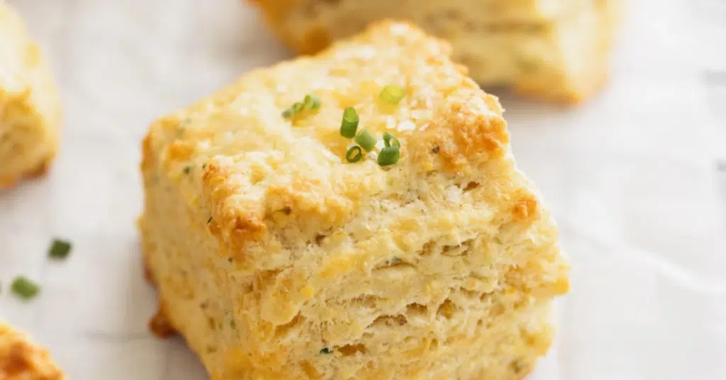 Cheddar Chive Scones – Broma Bakery